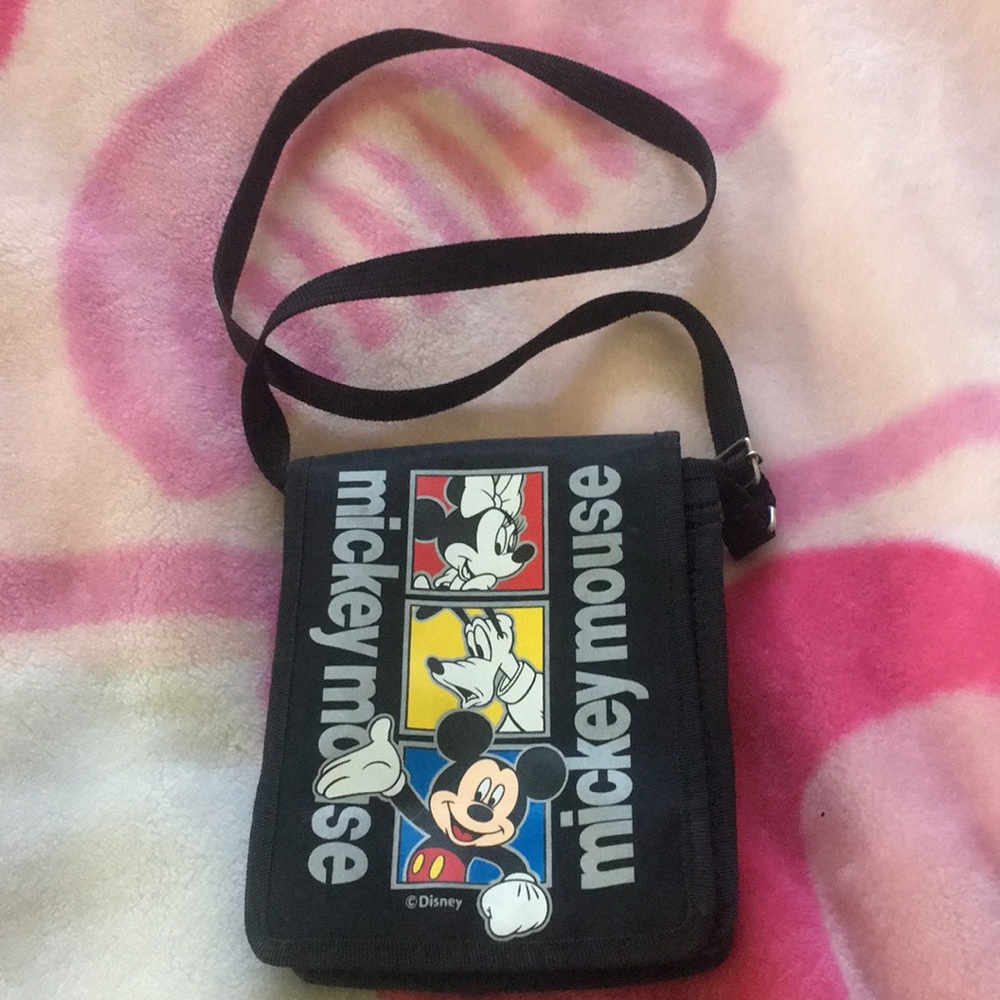 🦋Mickey Mouse crossbody bag